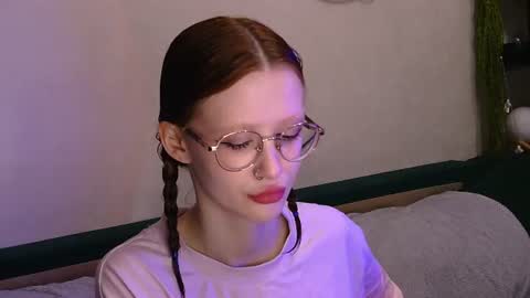 Snapshot of nyra_thira chatting on 07-06-26, 01:02 nyra_thira online show from 07-06-26, 01:02