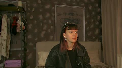 Nyssa online show from 04-02-26, 04:43