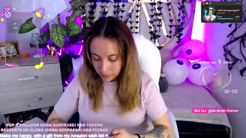 Alex   .    online show from 10-22-25, 11:04