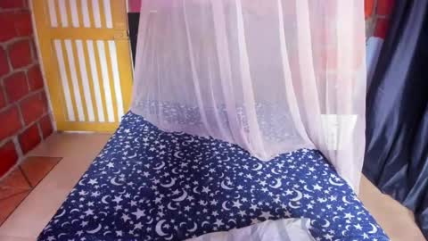 Scarlett online show from 04-05-26, 07:00