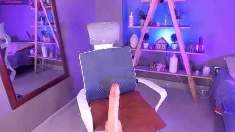 Snapshot of nyxmoonhells chatting on 10-18-25, 09:37 Nyx online show from 10-18-25, 09:37