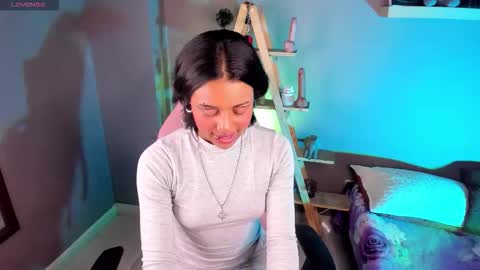 Snapshot of nyxmoonhells chatting on 11-23-25, 02:11 Nyx online show from 11-23-25, 02:11