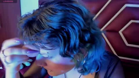 Nyx  online show from 02-11-26, 07:30