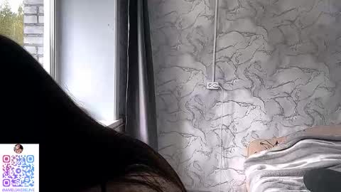 Amelia online show from 09-13-25, 04:45