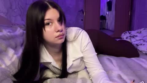 Amelia online show from 11-21-25, 08:35