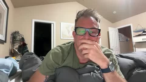 Snapshot of obsidianheartsx chatting on 11-28-25, 07:11 SimplyUs online show from 11-28-25, 07:11