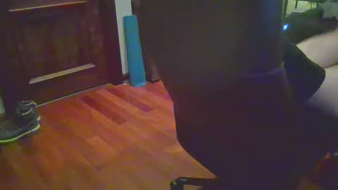 Snapshot of octobersky1993 chatting on 05-16-26, 03:22 Sky online show from 05-16-26, 03:22