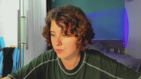 Snapshot of octopussy69x chatting on 01-25-25, 11:34 Evie online show from 01-25-25, 11:34