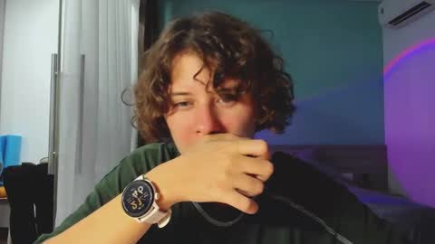 Snapshot of octopussy69x chatting on 02-01-25, 02:45 Evie online show from 02-01-25, 02:45