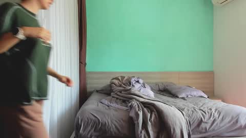 Snapshot of octopussy69x chatting on 02-17-25, 06:42 Evie online show from 02-17-25, 06:42