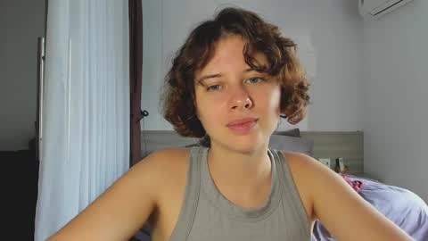 Snapshot of octopussy69x chatting on 02-24-25, 06:16 Evie online show from 02-24-25, 06:16