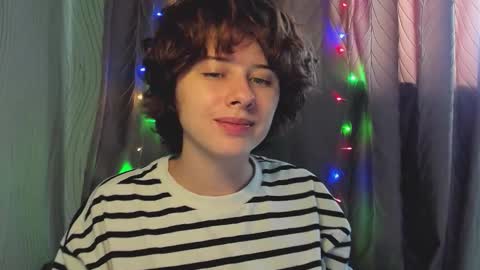 Snapshot of octopussy69x chatting on 09-26-25, 10:41 Evie online show from 09-26-25, 10:41