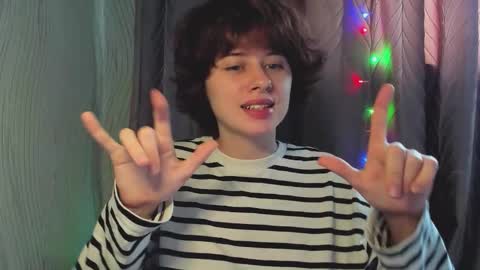 Snapshot of octopussy69x chatting on 09-27-25, 08:52 Evie online show from 09-27-25, 08:52