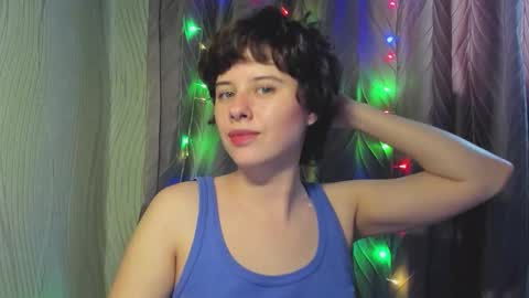 Snapshot of octopussy69x chatting on 10-18-25, 12:17 Evie online show from 10-18-25, 12:17