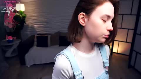 Snapshot of odellabowman chatting on 02-22-25, 07:23 Night Odella Bowman Julia online show from 02-22-25, 07:23