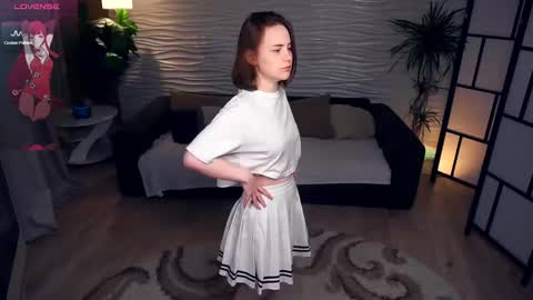 Snapshot of odellabowman chatting on 03-07-25, 08:13 Night Odella Bowman Julia online show from 03-07-25, 08:13