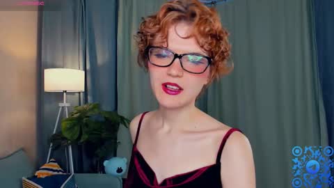 Snapshot of odettechurchwell chatting on 10-17-25, 05:21 Eli online show from 10-17-25, 05:21