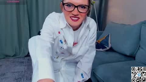 Snapshot of odettechurchwell chatting on 11-14-25, 03:38 Eli online show from 11-14-25, 03:38