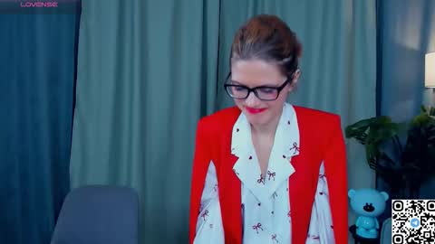 Snapshot of odettechurchwell chatting on 11-24-25, 03:28 Eli online show from 11-24-25, 03:28