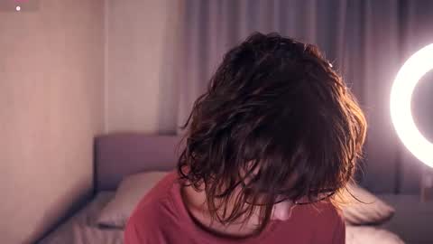 Snapshot of odettehatt chatting on 11-23-25, 06:41 Thea online show from 11-23-25, 06:41