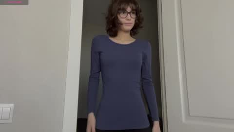 Thea online show from 03-27-26, 04:51