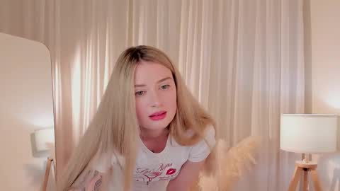 Snapshot of off_the_record_ chatting on 12-03-25, 05:59 off_the_record_ online show from 12-03-25, 05:59