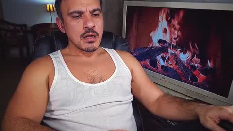 Snapshot of officeman7 chatting on 01-03-25, 05:53 officeman7 online show from 01-03-25, 05:53