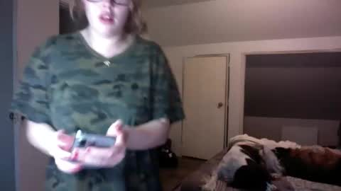 Snapshot of official_mickey_manson chatting on 02-16-26, 02:13 official_mickey_manson online show from 02-16-26, 02:13