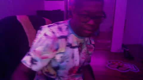 Money online show from 12-10-24, 08:08