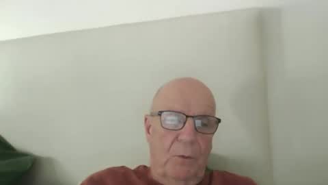Snapshot of oggi95 chatting on 06-03-26, 02:44 oggi95 online show from 06-03-26, 02:44