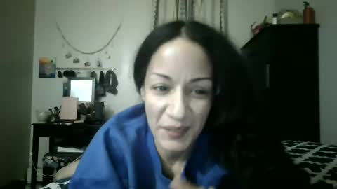 Snapshot of oglitcouple chatting on 12-28-24, 01:29 Lit en Cama online show from 12-28-24, 01:29