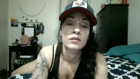 Snapshot of oglitcouple chatting on 01-04-25, 05:27 Lit en Cama online show from 01-04-25, 05:27