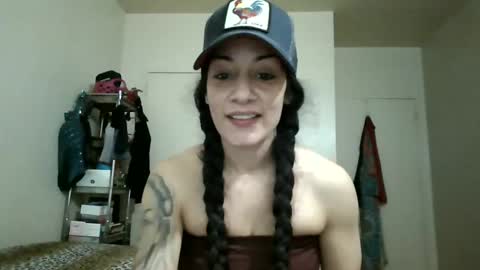 Snapshot of oglitcouple chatting on 02-15-25, 02:22 Lit en Cama online show from 02-15-25, 02:22