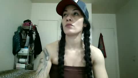 Snapshot of oglitcouple chatting on 02-15-25, 05:28 Lit en Cama online show from 02-15-25, 05:28