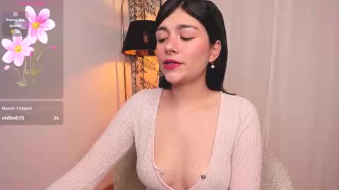 Snapshot of oh__holly chatting on 10-18-25, 01:41 Holly online show from 10-18-25, 01:41