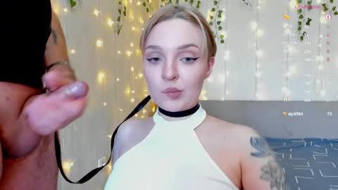 Emma  Alex online show from 04-10-26, 02:55