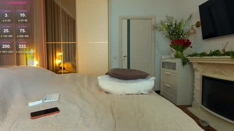 Julie online show from 03-27-26, 08:26