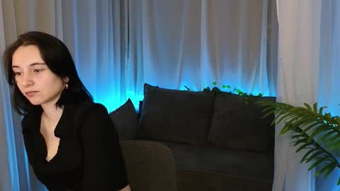 oh_kate_ online show from 02-18-26, 01:56