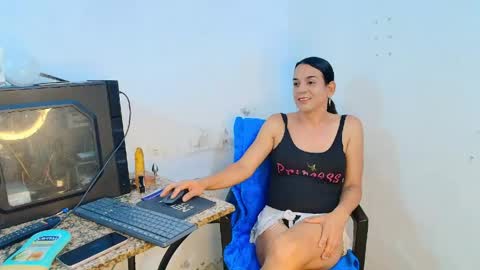Snapshot of oh_tique chatting on 04-16-26, 06:52 LU online show from 04-16-26, 06:52