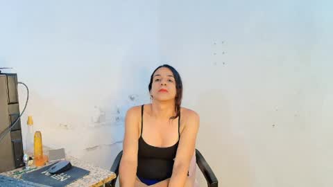 Snapshot of oh_tique chatting on 04-21-26, 12:56 LU online show from 04-21-26, 12:56