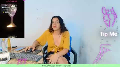 Snapshot of oh_tique chatting on 06-14-26, 03:08 LU online show from 06-14-26, 03:08