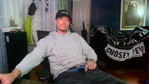 who dares  toss me some  tips lets have fun online show from 07-08-26, 03:05