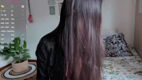 ohanna_ online show from 10-14-25, 08:53