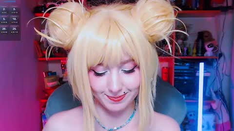 Snapshot of ohclementinee chatting on 01-24-25, 12:10 Clementine Clem online show from 01-24-25, 12:10