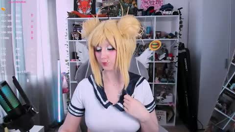 Clementine  Clem  online show from 02-25-26, 10:03