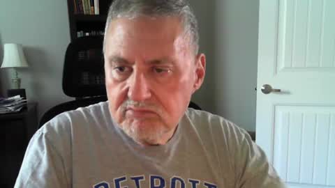Snapshot of ohfukitsbob chatting on 07-09-26, 04:11 ohfukitsbob online show from 07-09-26, 04:11