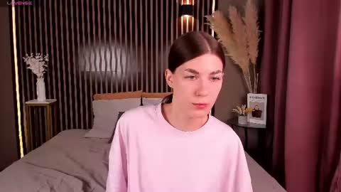 Snapshot of ohh_my_vens chatting on 07-09-26, 11:53 KAYA. online Tu We Th Fr Sa 0100AM - 0800AM Time zone of Germany Munich online show from 07-09-26, 11:53