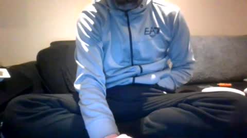 Snapshot of ohmibodslave chatting on 12-10-24, 05:11 TheDee online show from 12-10-24, 05:11