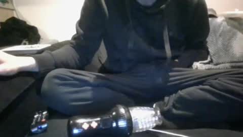 Snapshot of ohmibodslave chatting on 12-17-24, 07:15 TheDee online show from 12-17-24, 07:15