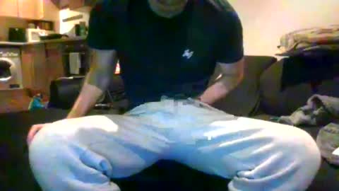 Snapshot of ohmibodslave chatting on 12-26-24, 06:22 TheDee online show from 12-26-24, 06:22